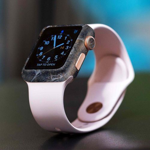 Apple_Watch 3 (42mm)_Earth_White_Marble_4